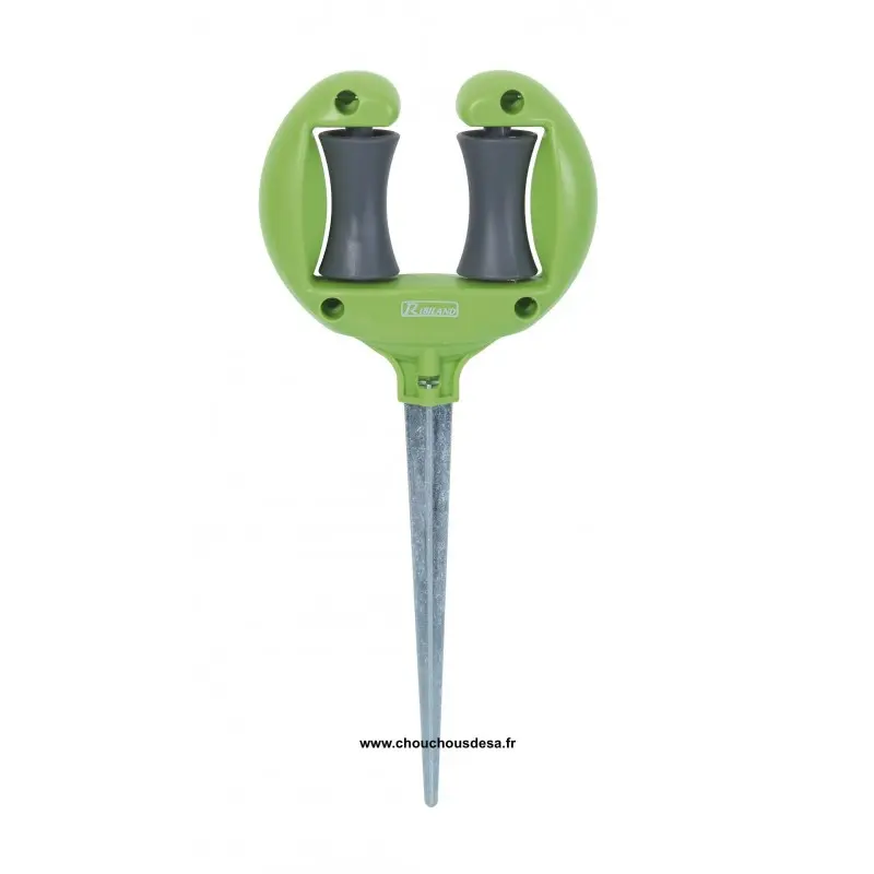 Guides tuyau d'arrosage sur pic metal pour faire courir les tuyaux