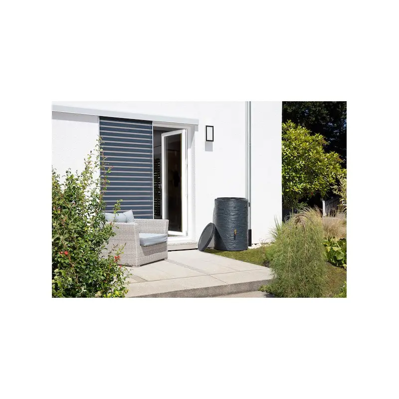 Réservoir 250 ou 400 Arondo Garantia implanté sur une terrasse