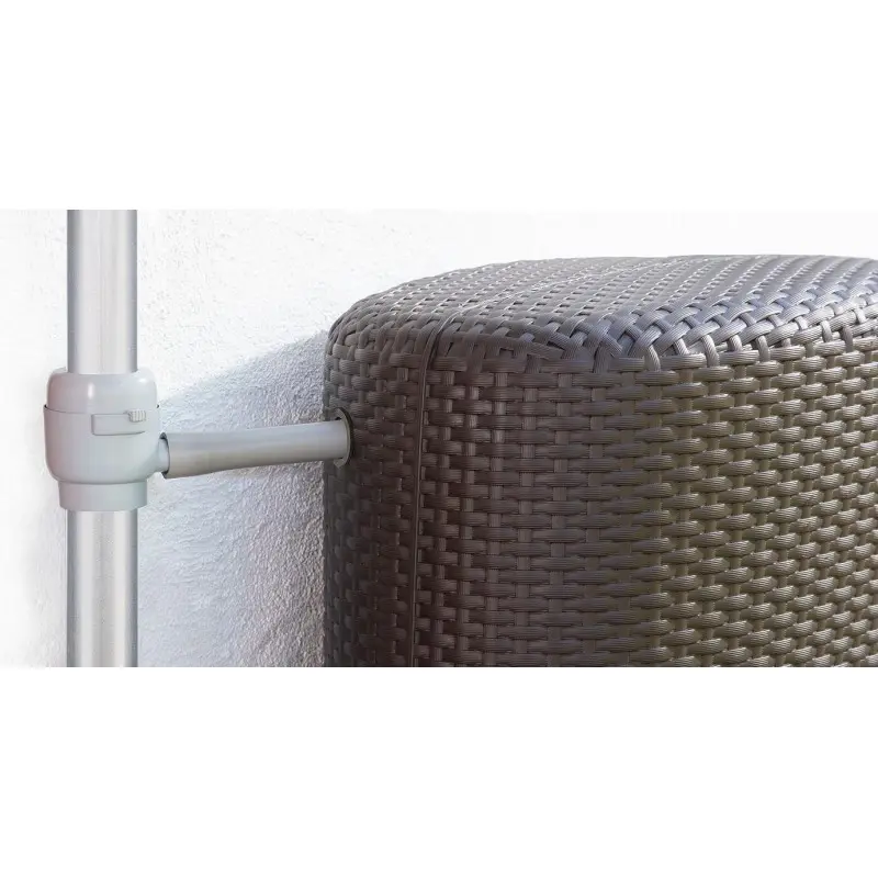 Collecteur de gouttière filtrant Eco MINI de Garantia connecté à la cuve