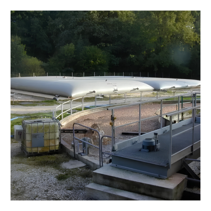 3 citernes souples Labaronne Citaf pour effluents sur une station d'épuration